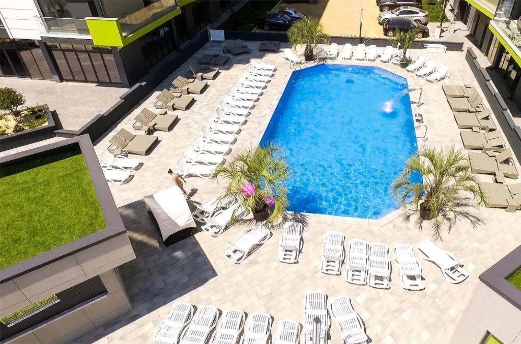 Michael By The Sea - Alezzi Beach Resort Navodari Bagian luar foto